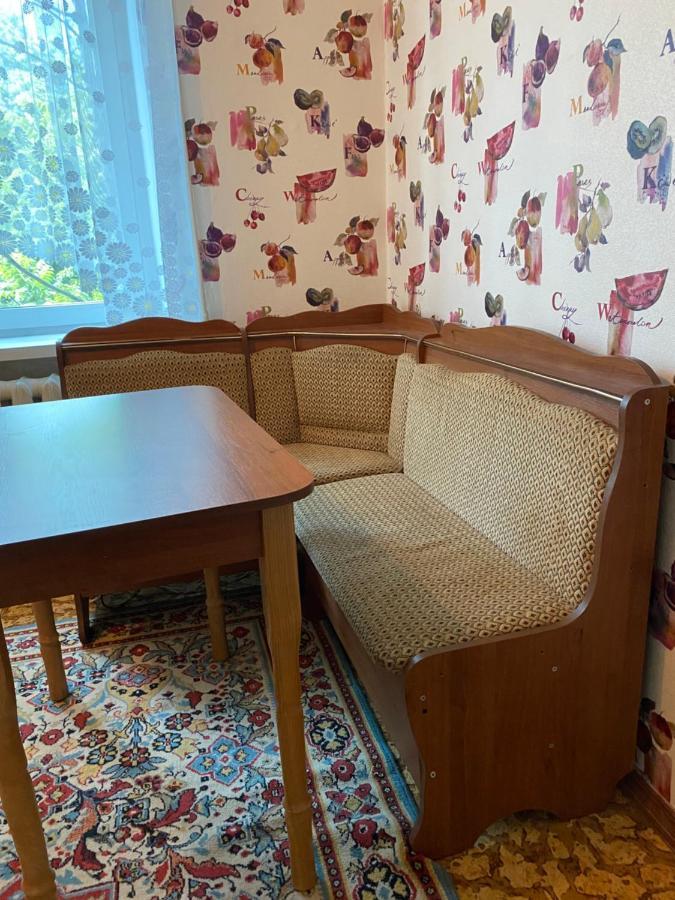 В Самом Центре Myrhorod Eksteriør bilde